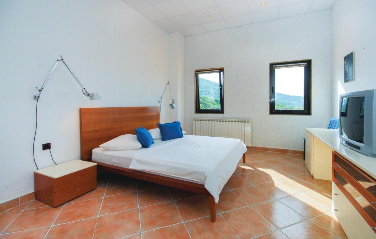 Hotel Zlatni Lav Martinšćica Extérieur photo