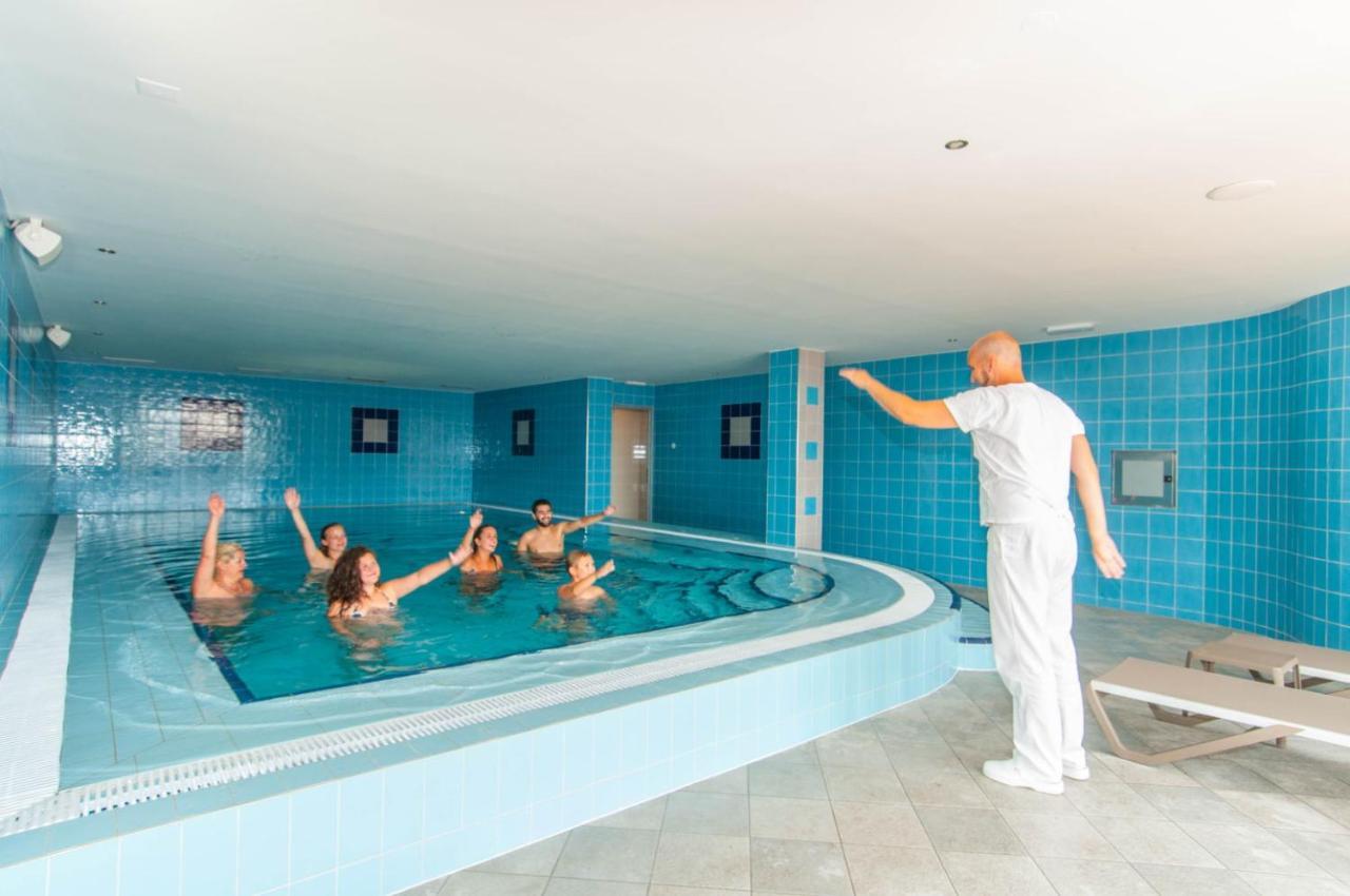 Hotel Zlatni Lav Martinšćica Extérieur photo