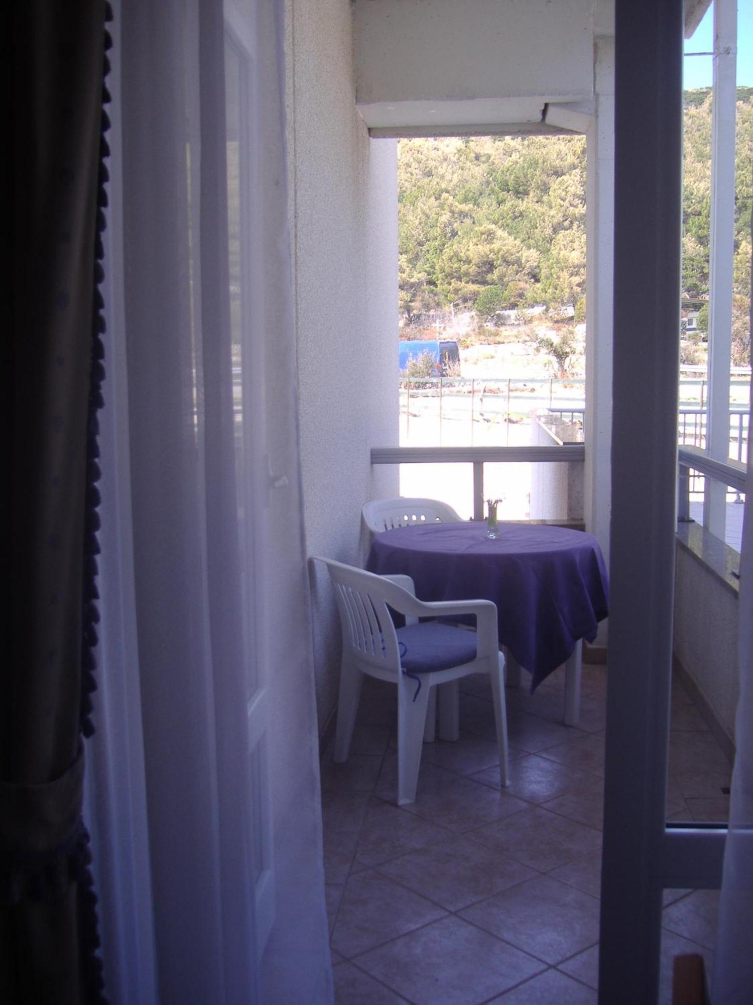 Hotel Zlatni Lav Martinšćica Extérieur photo