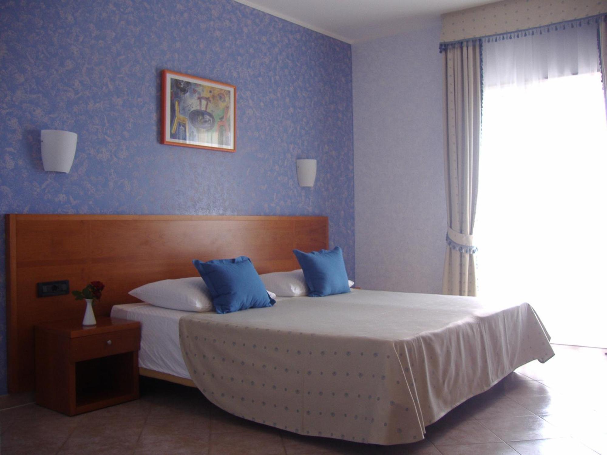Hotel Zlatni Lav Martinšćica Chambre photo