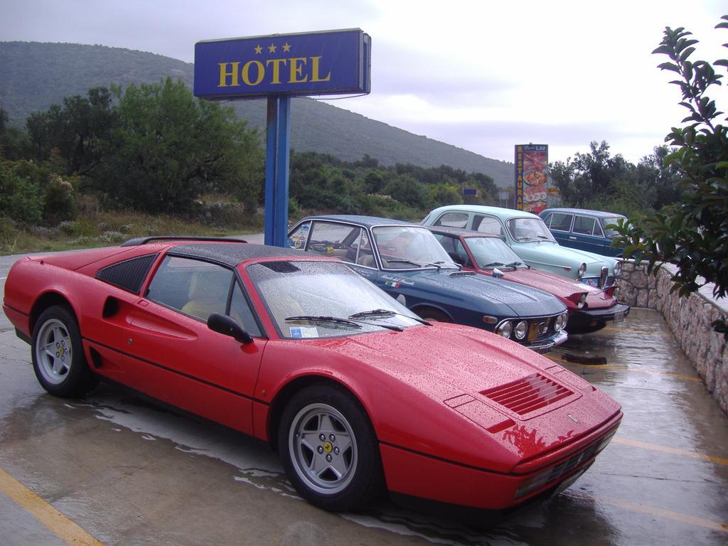 Hotel Zlatni Lav Martinšćica Extérieur photo