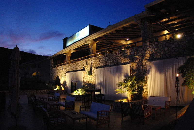 Hotel Zlatni Lav Martinšćica Extérieur photo